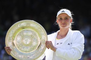 500彩票查询-费尽心思方转籍，2026却遭三连败，卡萨金娜心里有些苦