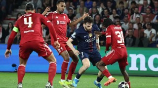 500彩票查询-利扎拉祖：我很生气，巴黎优势这么大却只赢了利物浦2个球